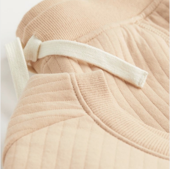 H&M Boys Quilted Matching Set Sweatshirt Sweatpants Jogger Kids 5T Neutral NEW - Picture 4 of 13